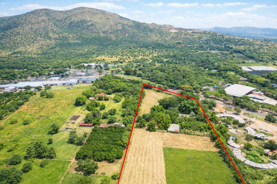 Commercial Property for Sale in Zandfontein A H North West